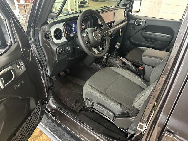 new 2025 Jeep Wrangler car, priced at $45,281