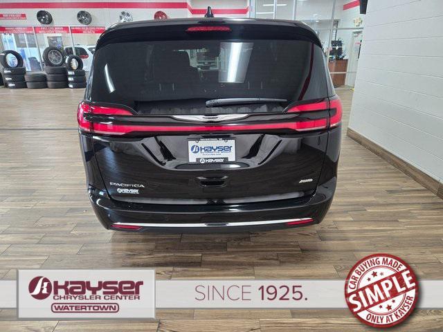 new 2025 Chrysler Pacifica car, priced at $48,668