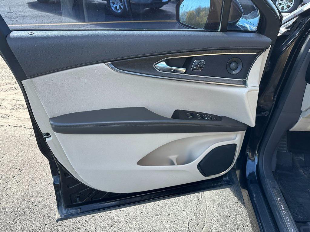used 2019 Lincoln Nautilus car, priced at $19,373