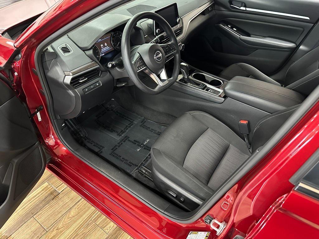 used 2023 Nissan Altima car, priced at $21,301