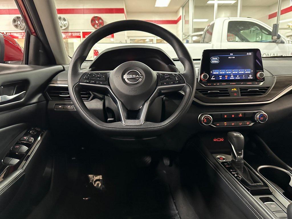 used 2023 Nissan Altima car, priced at $21,301