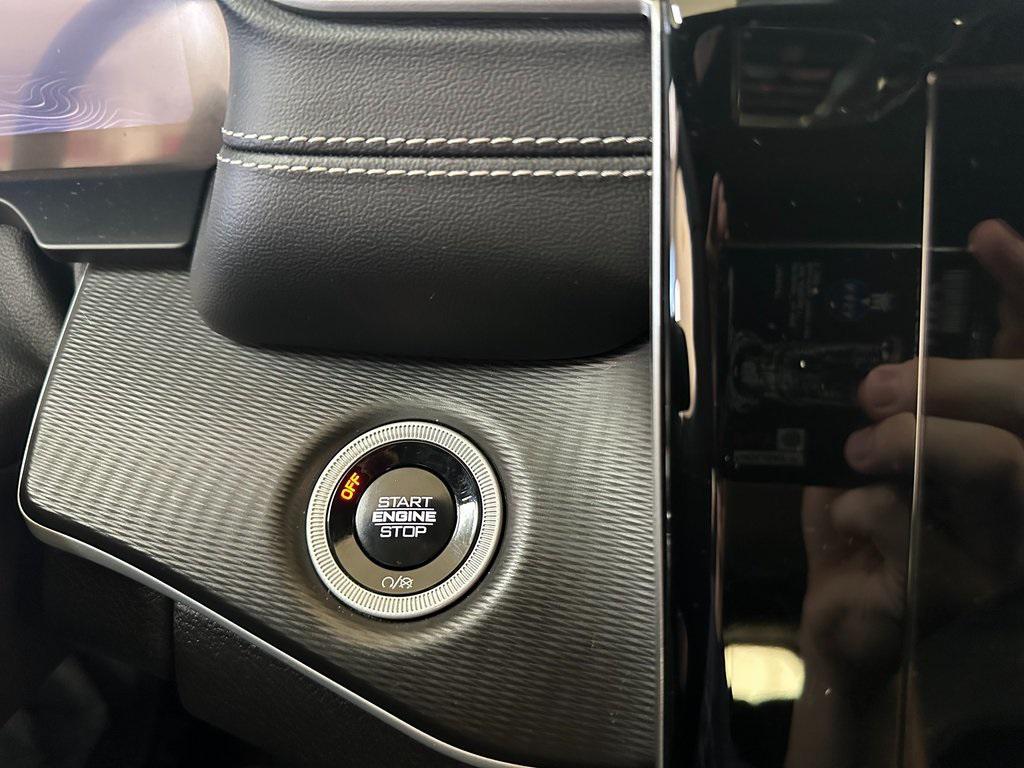 used 2024 Jeep Grand Cherokee car, priced at $34,590