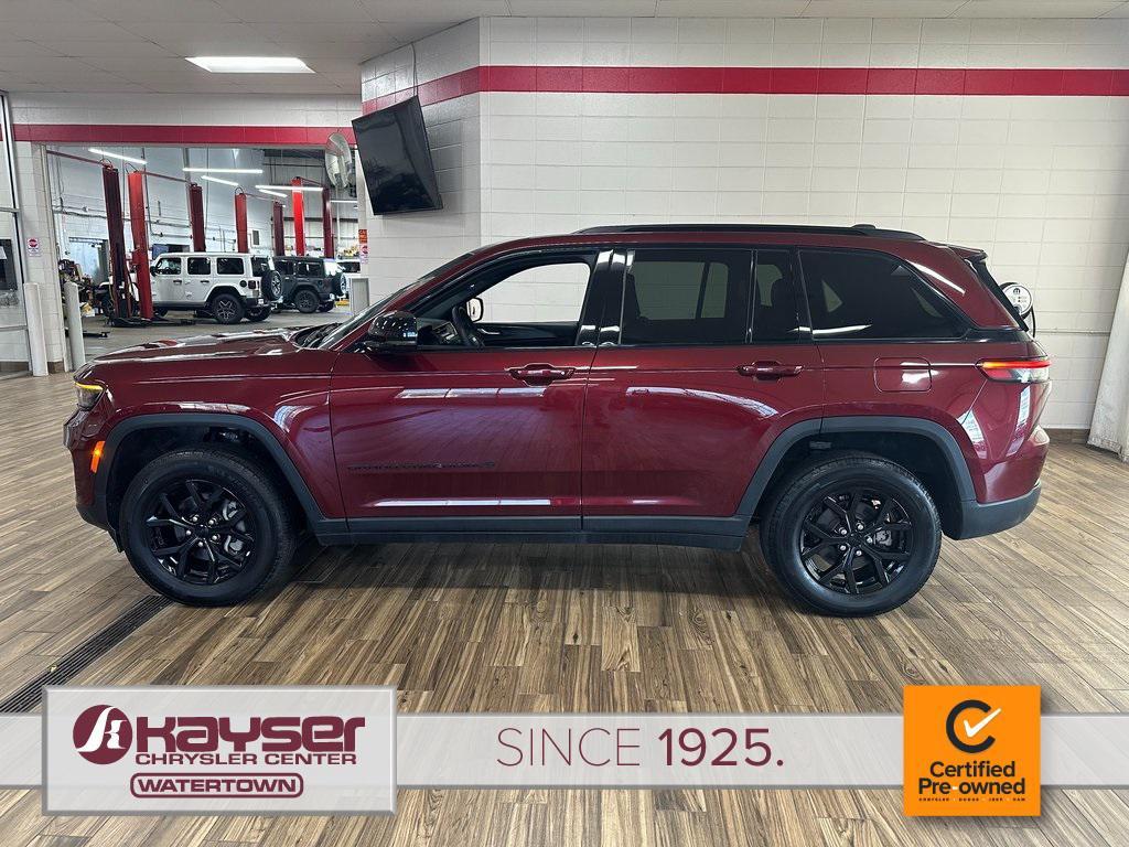 used 2024 Jeep Grand Cherokee car, priced at $34,590