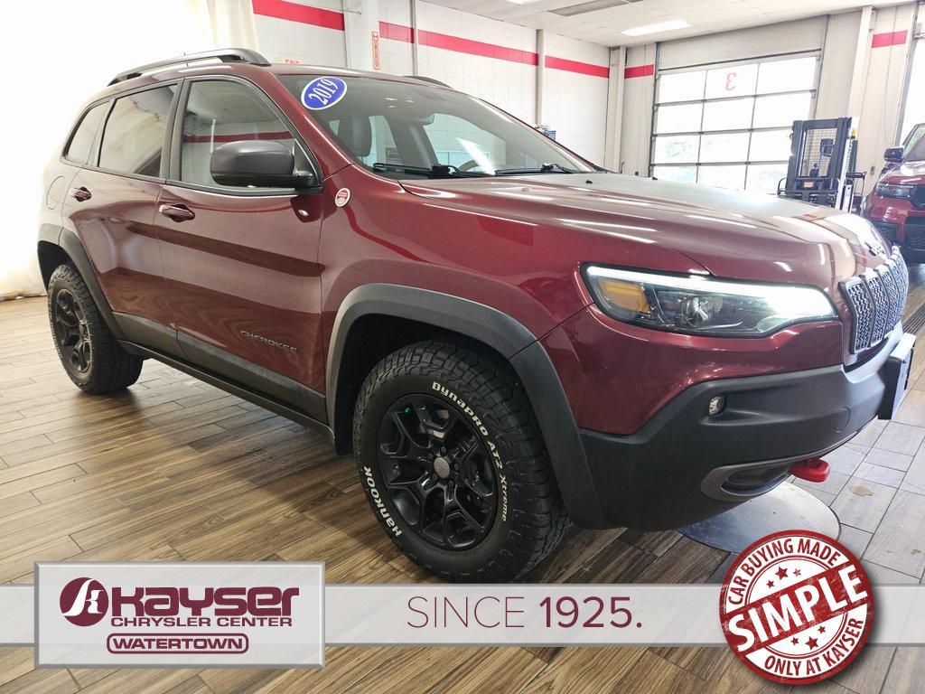 used 2019 Jeep Cherokee car, priced at $15,279