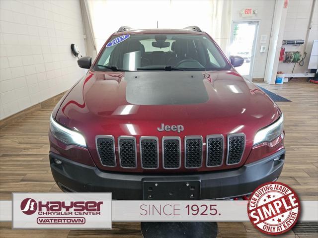 used 2019 Jeep Cherokee car, priced at $15,037