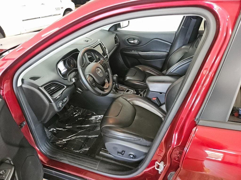 used 2019 Jeep Cherokee car, priced at $15,279