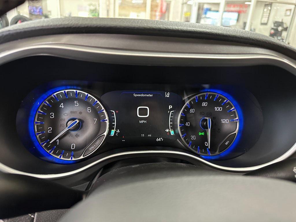 new 2026 Chrysler Pacifica car, priced at $39,725