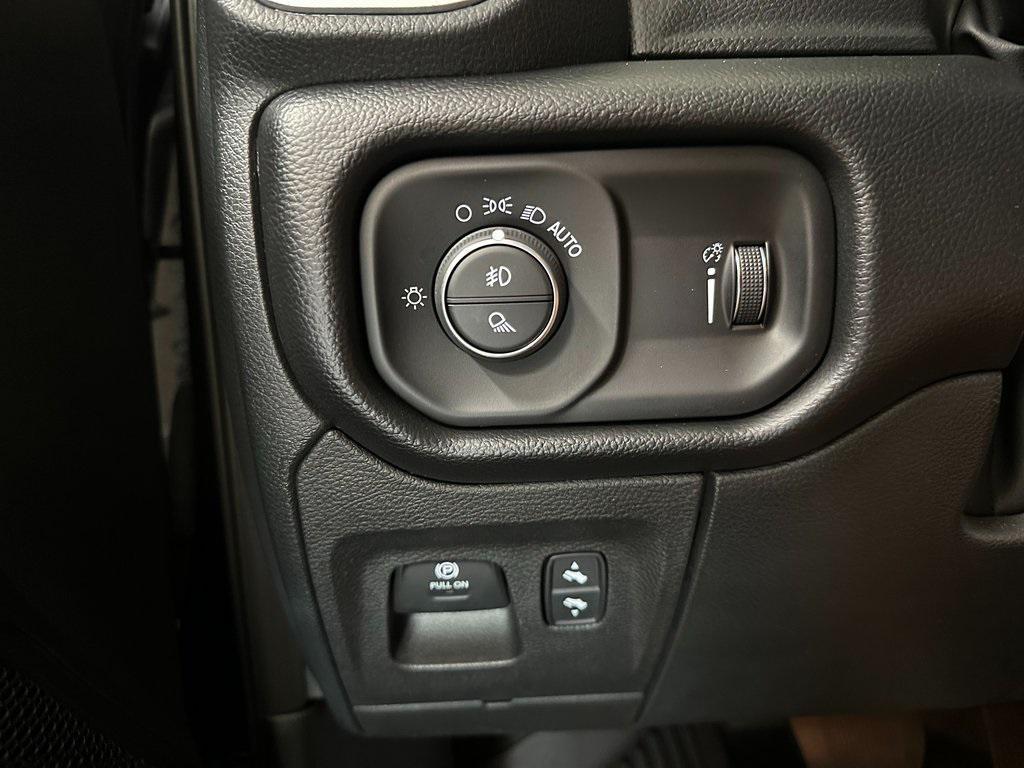 used 2022 Ram 1500 car, priced at $33,137