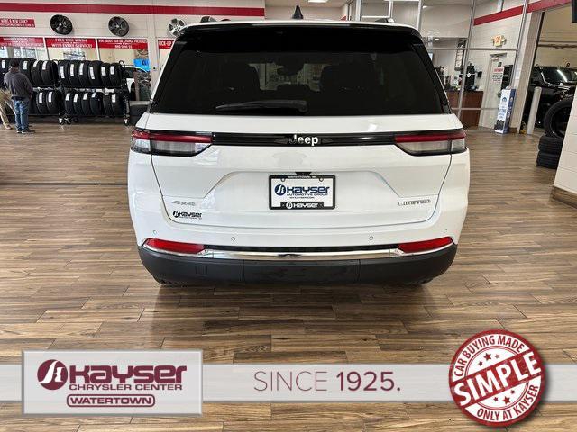 used 2022 Jeep Grand Cherokee car, priced at $30,199