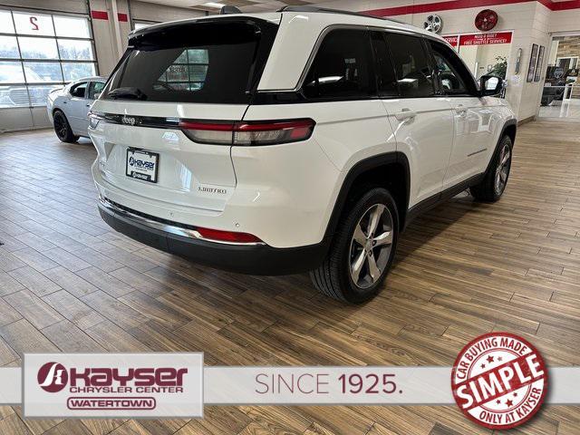 used 2022 Jeep Grand Cherokee car, priced at $30,199