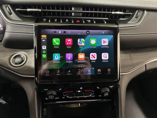 used 2022 Jeep Grand Cherokee car, priced at $30,199