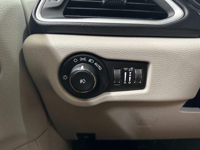 used 2020 Chrysler Pacifica car, priced at $18,928