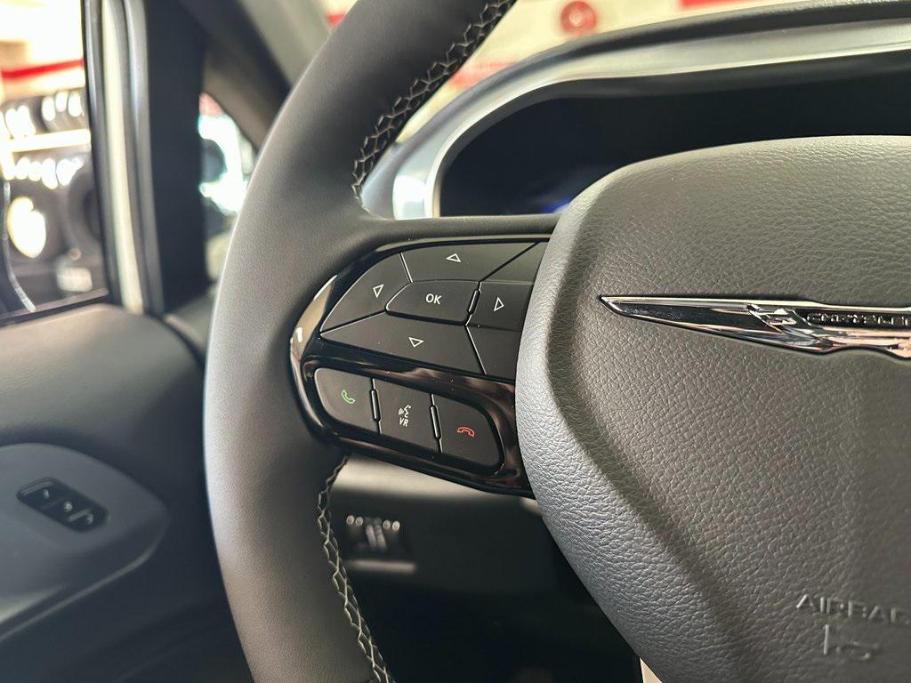 new 2026 Chrysler Pacifica car, priced at $51,273