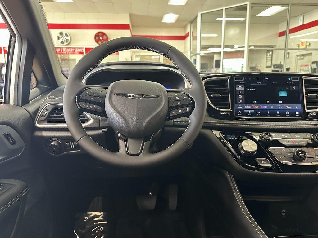 new 2026 Chrysler Pacifica car, priced at $51,273