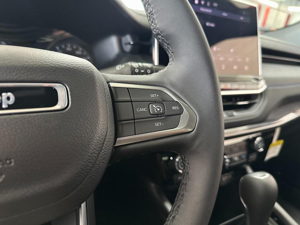 new 2026 Jeep Compass car, priced at $32,890