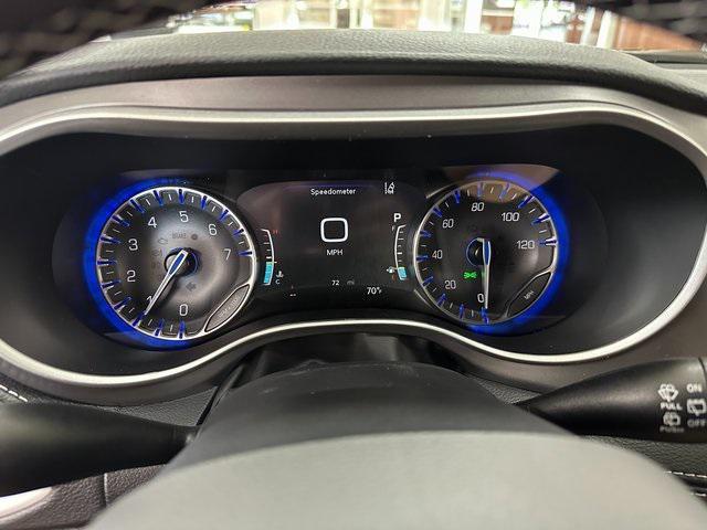 new 2025 Chrysler Pacifica car, priced at $48,420