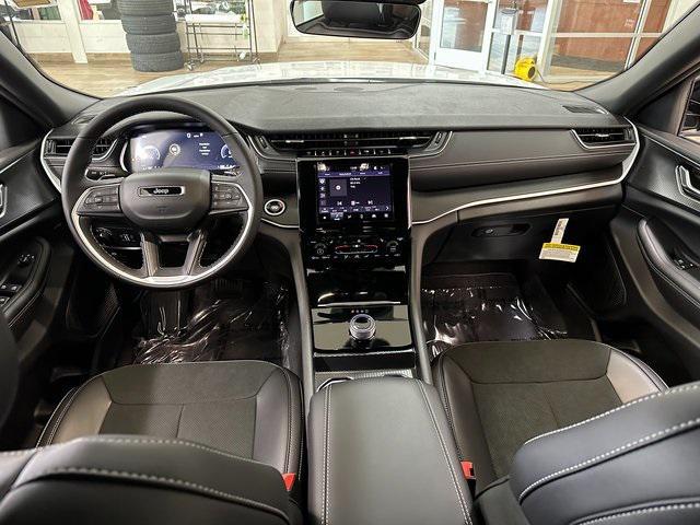 new 2025 Jeep Grand Cherokee L car, priced at $48,630