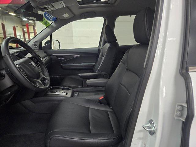 used 2022 Honda Pilot car, priced at $32,250