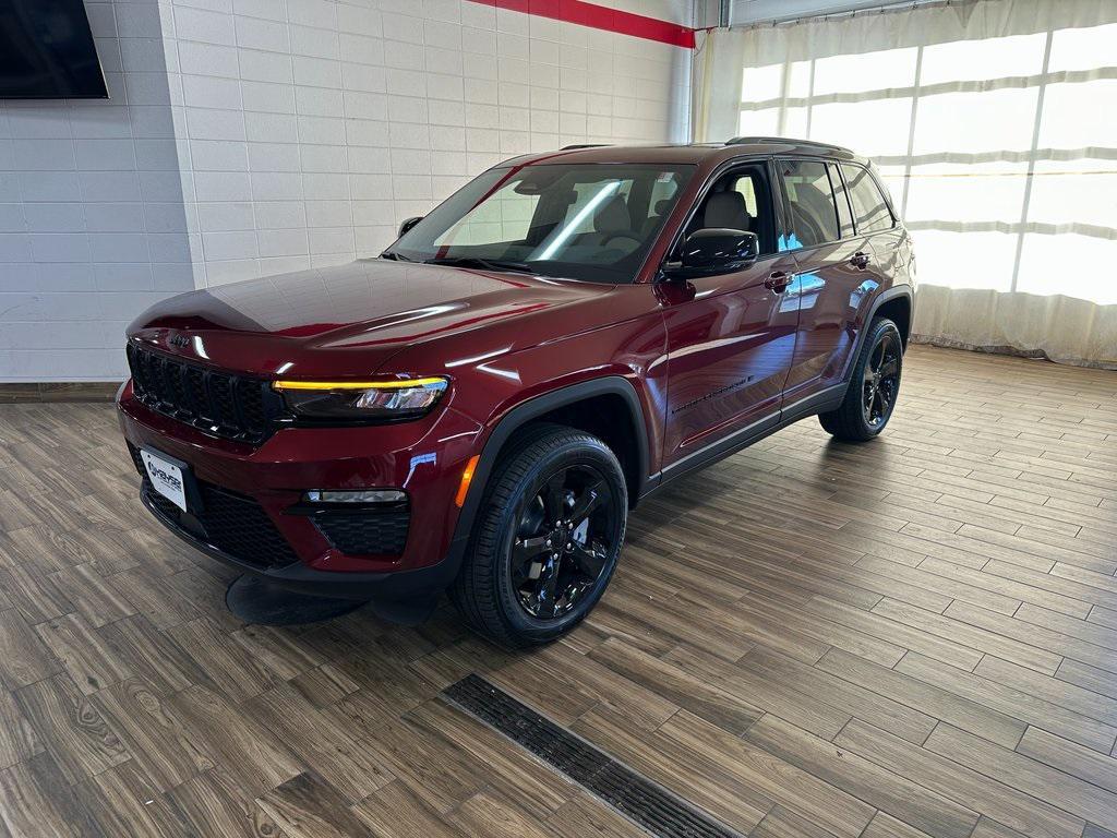 new 2025 Jeep Grand Cherokee car, priced at $48,291