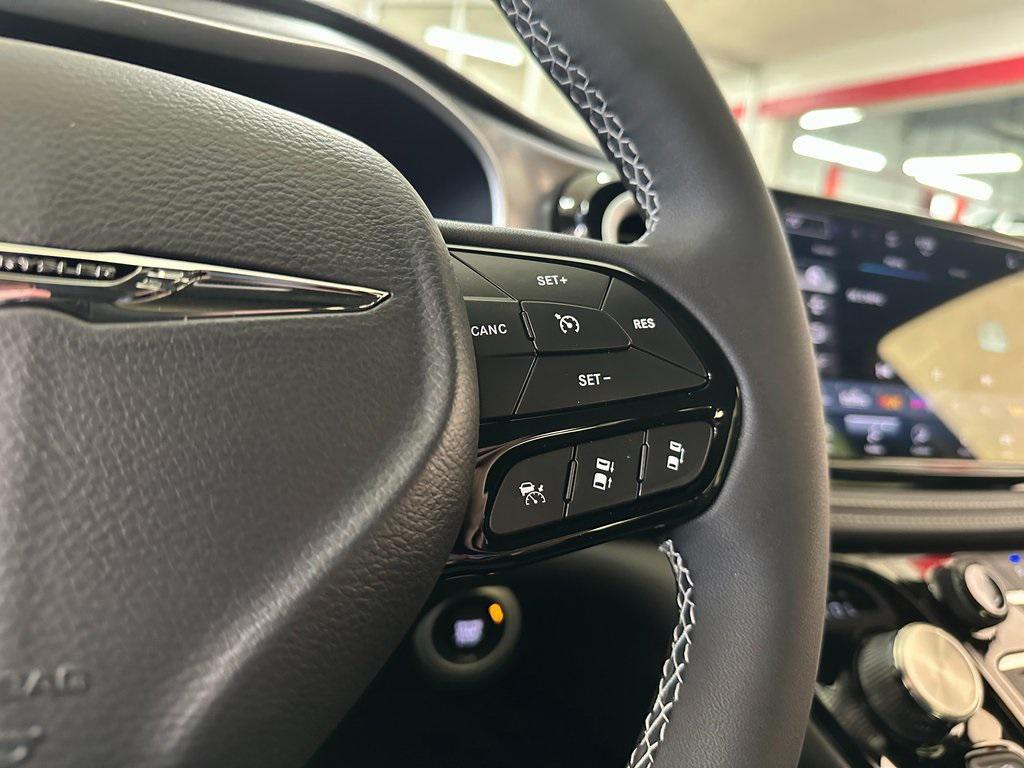 new 2026 Chrysler Pacifica car, priced at $44,985