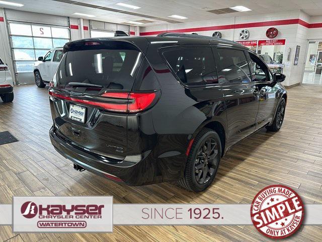 new 2025 Chrysler Pacifica car, priced at $51,386