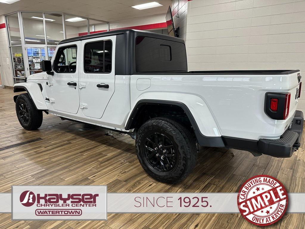 used 2021 Jeep Gladiator car, priced at $30,507