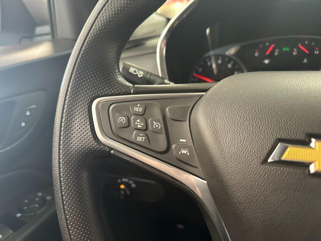 used 2023 Chevrolet Equinox car, priced at $19,214