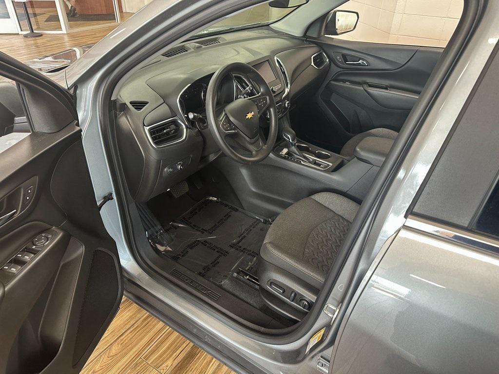 used 2023 Chevrolet Equinox car, priced at $19,214