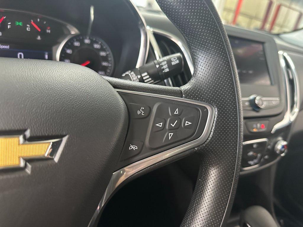 used 2023 Chevrolet Equinox car, priced at $19,214