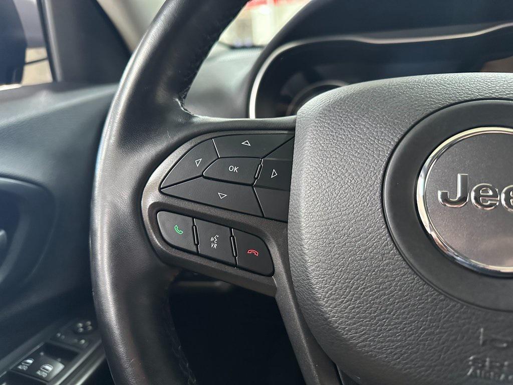 used 2021 Jeep Cherokee car, priced at $22,229