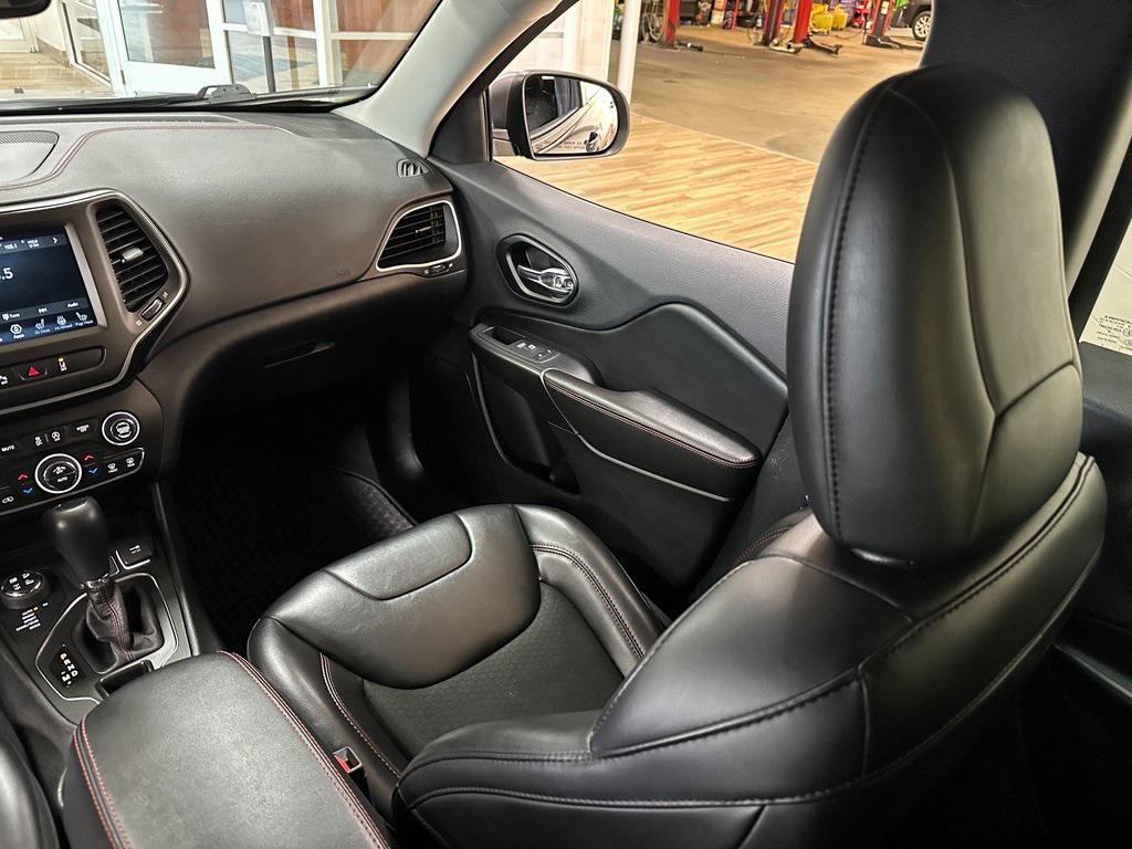 used 2021 Jeep Cherokee car, priced at $22,229