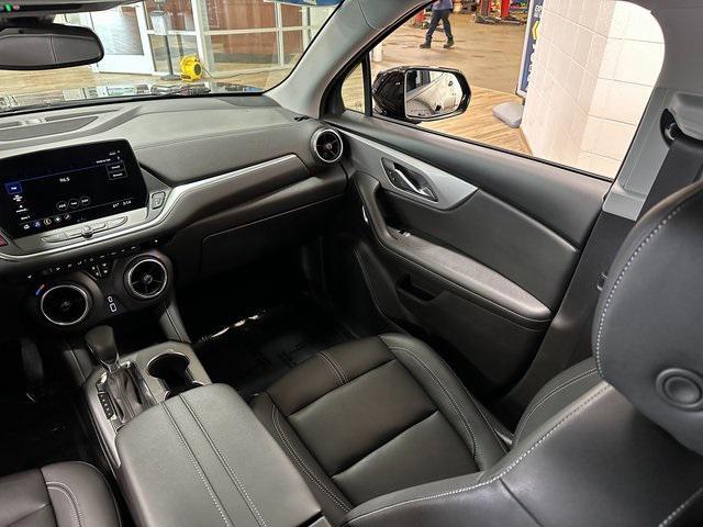 used 2024 Chevrolet Blazer car, priced at $33,122