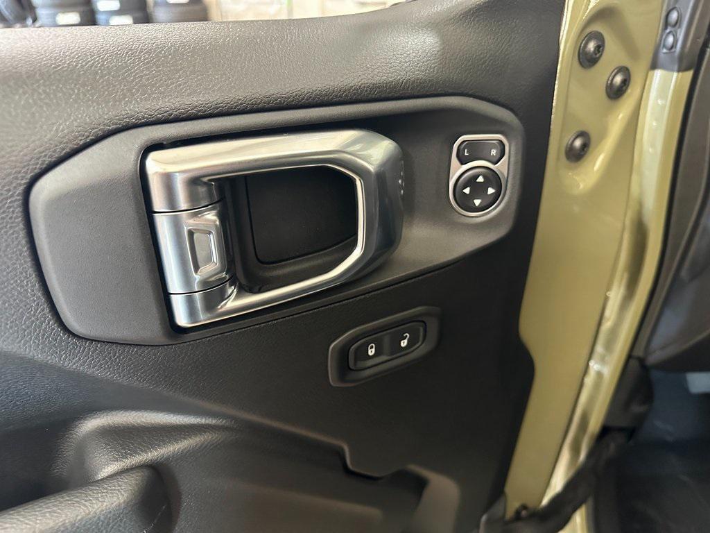 new 2025 Jeep Wrangler car, priced at $56,170