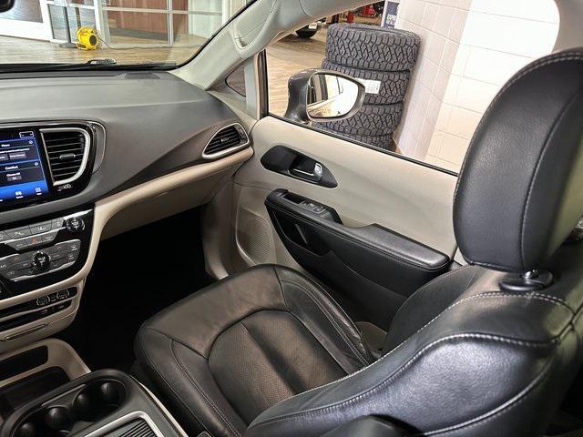 used 2022 Chrysler Pacifica car, priced at $23,076