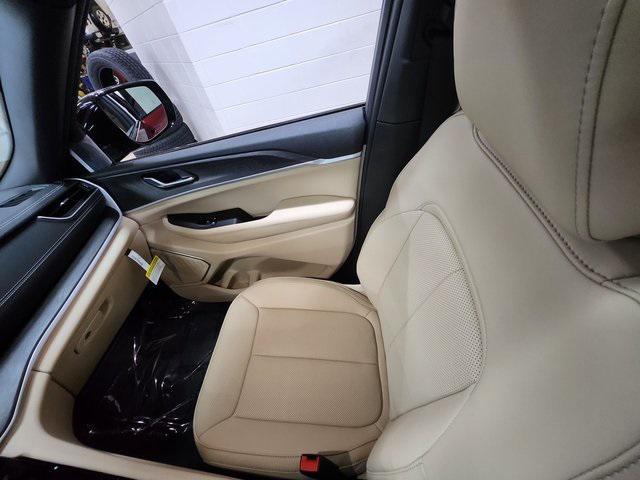 new 2025 Jeep Grand Cherokee L car, priced at $57,605