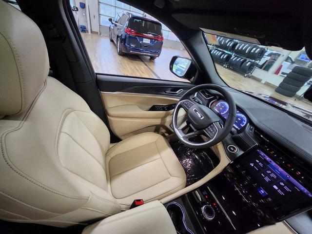 new 2025 Jeep Grand Cherokee L car, priced at $57,605