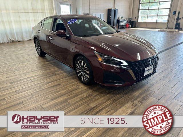 used 2023 Nissan Altima car, priced at $19,995
