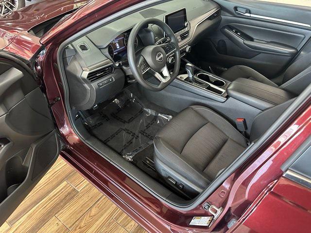 used 2023 Nissan Altima car, priced at $19,995