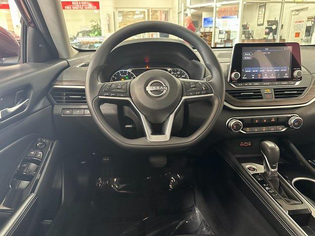 used 2023 Nissan Altima car, priced at $19,995