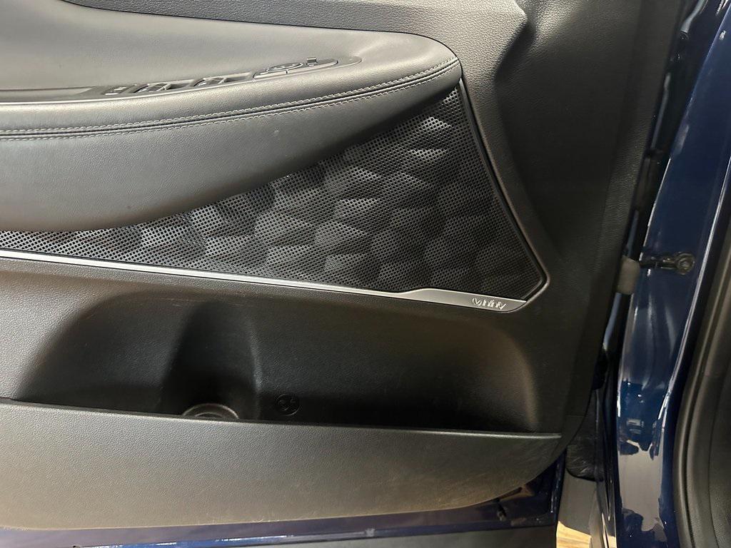 used 2020 Hyundai Santa Fe car, priced at $17,805