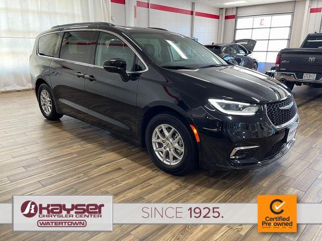 used 2022 Chrysler Pacifica car, priced at $24,500