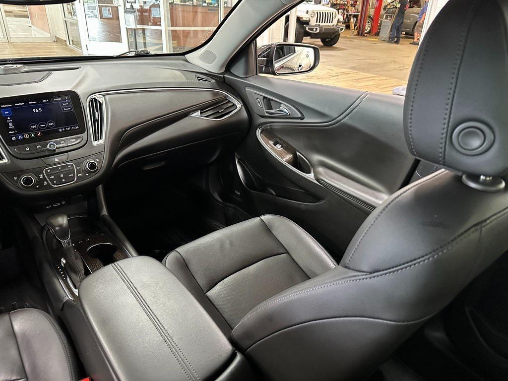 used 2021 Chevrolet Malibu car, priced at $18,164