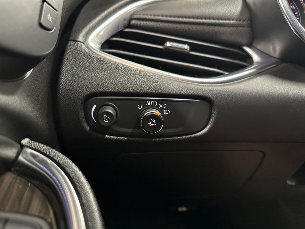 used 2021 Chevrolet Malibu car, priced at $18,164