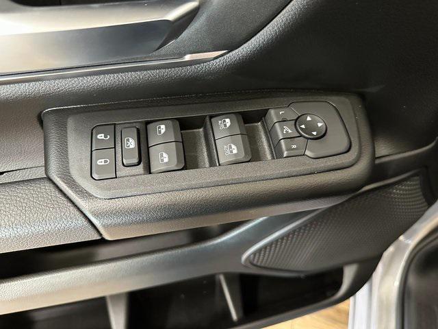 new 2025 Ram 1500 car