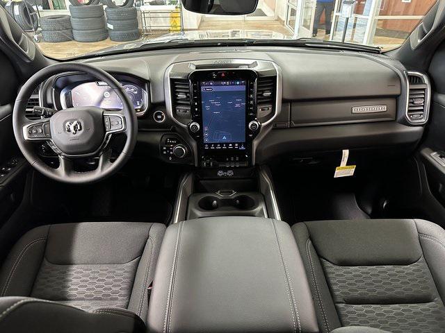 new 2025 Ram 1500 car