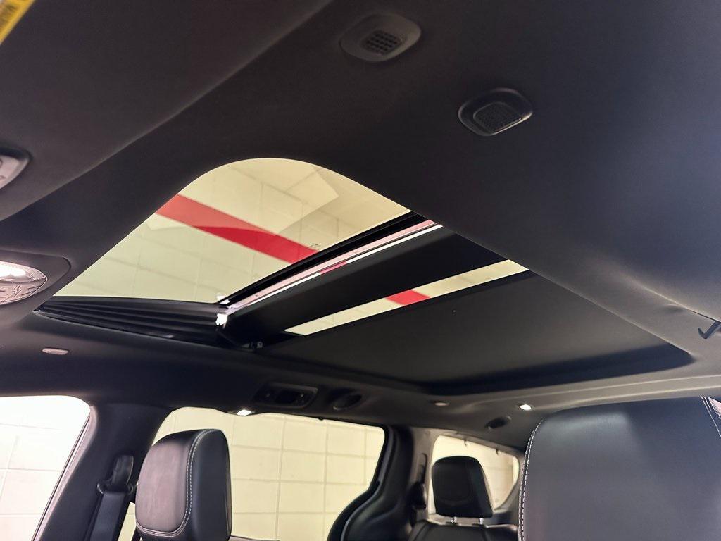 used 2025 Chrysler Pacifica car, priced at $39,518