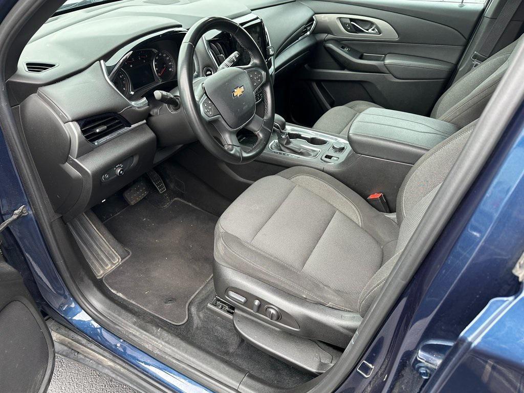 used 2023 Chevrolet Traverse car, priced at $29,861