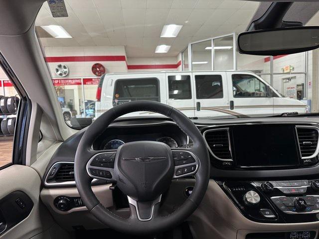 used 2023 Chrysler Pacifica car, priced at $23,851