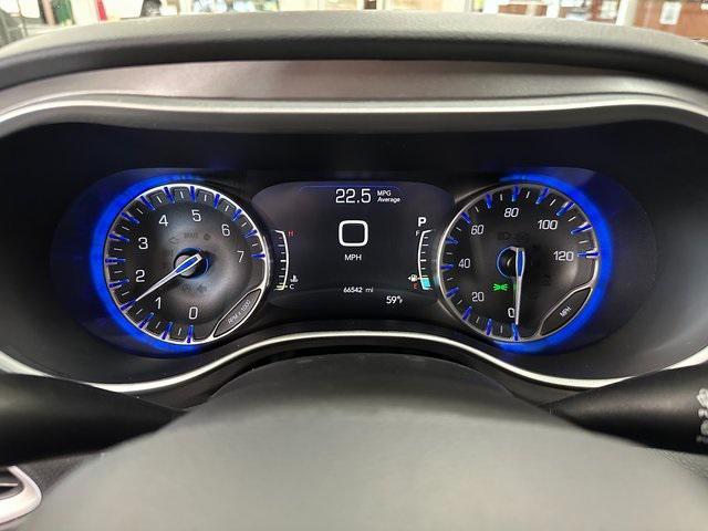 used 2023 Chrysler Pacifica car, priced at $23,851