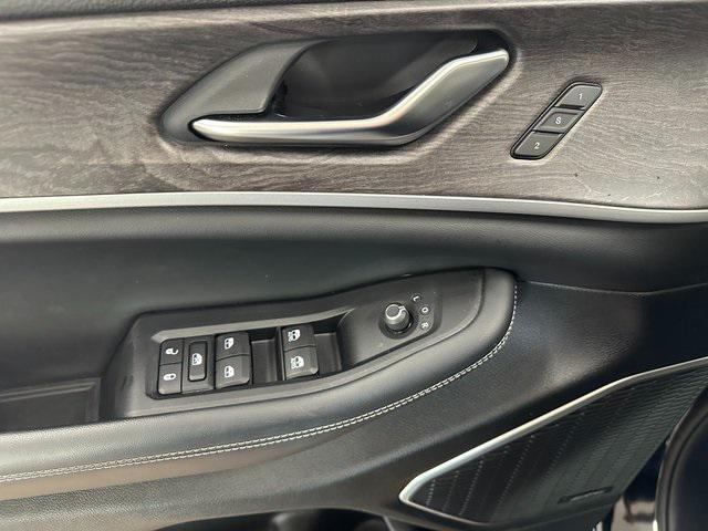 used 2023 Jeep Grand Cherokee car, priced at $37,806